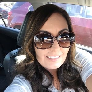 Meet your Posher, Sandra